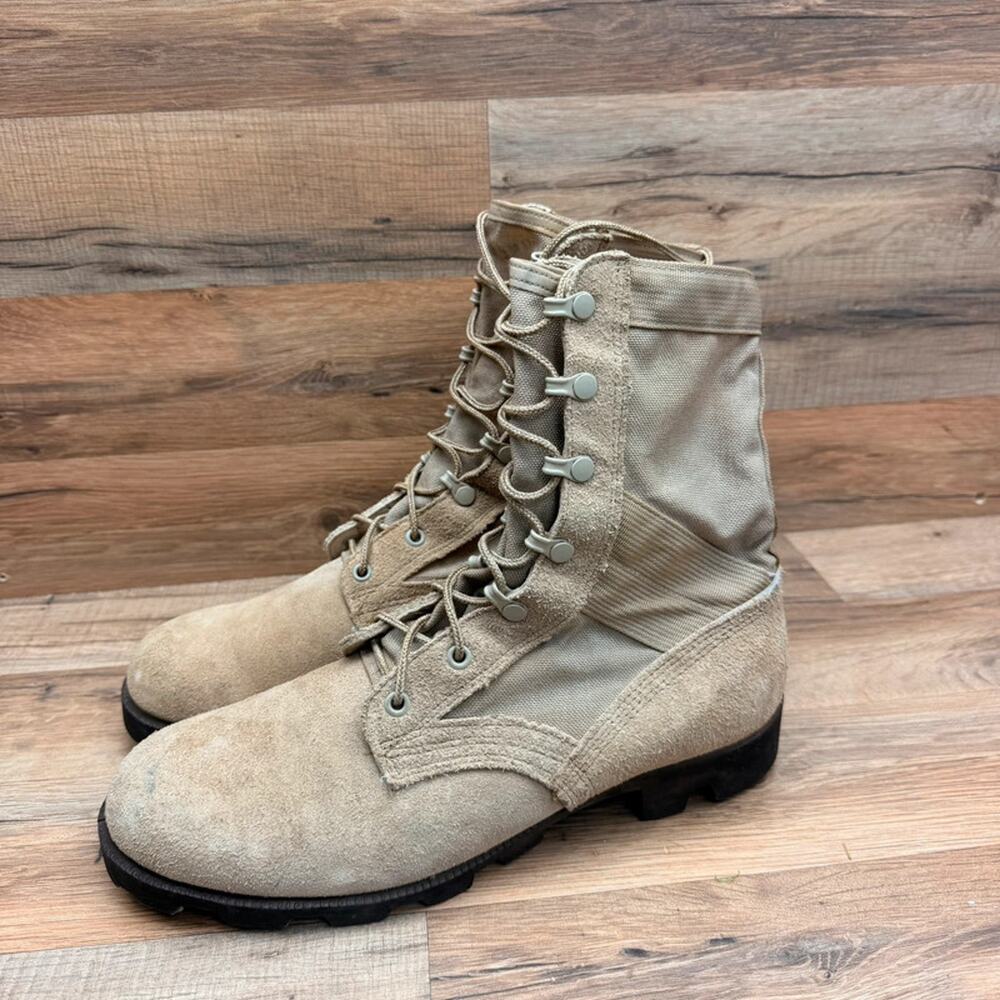 Vintage Wellco RO Search men size 9.5 Desert Combat Boots Tan Suede Military